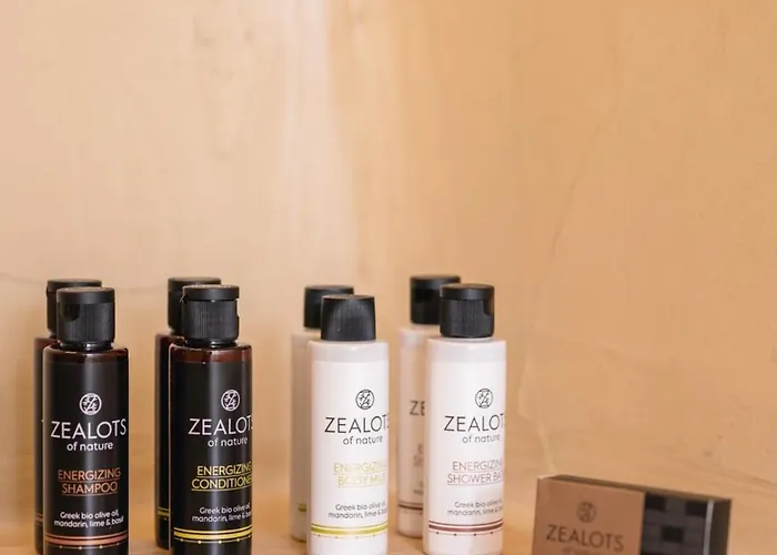 Santorini Wine Downtown Vila