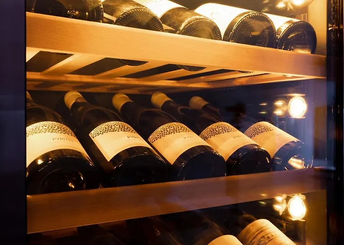 Santorini Wine Downtown