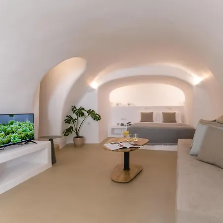 Santorini Wine Downtown *