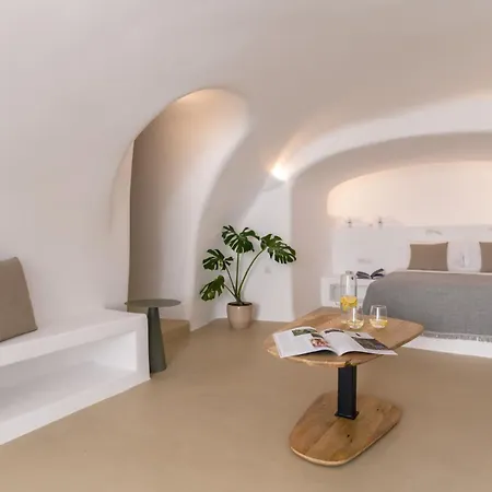 Santorini Wine Downtown Villa