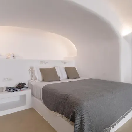 Villa Santorini Wine Downtown *